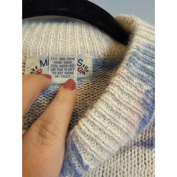 Vintage Memphis Jones Silk-Angora Floral Sweater – Size L - Picture 4 of 4